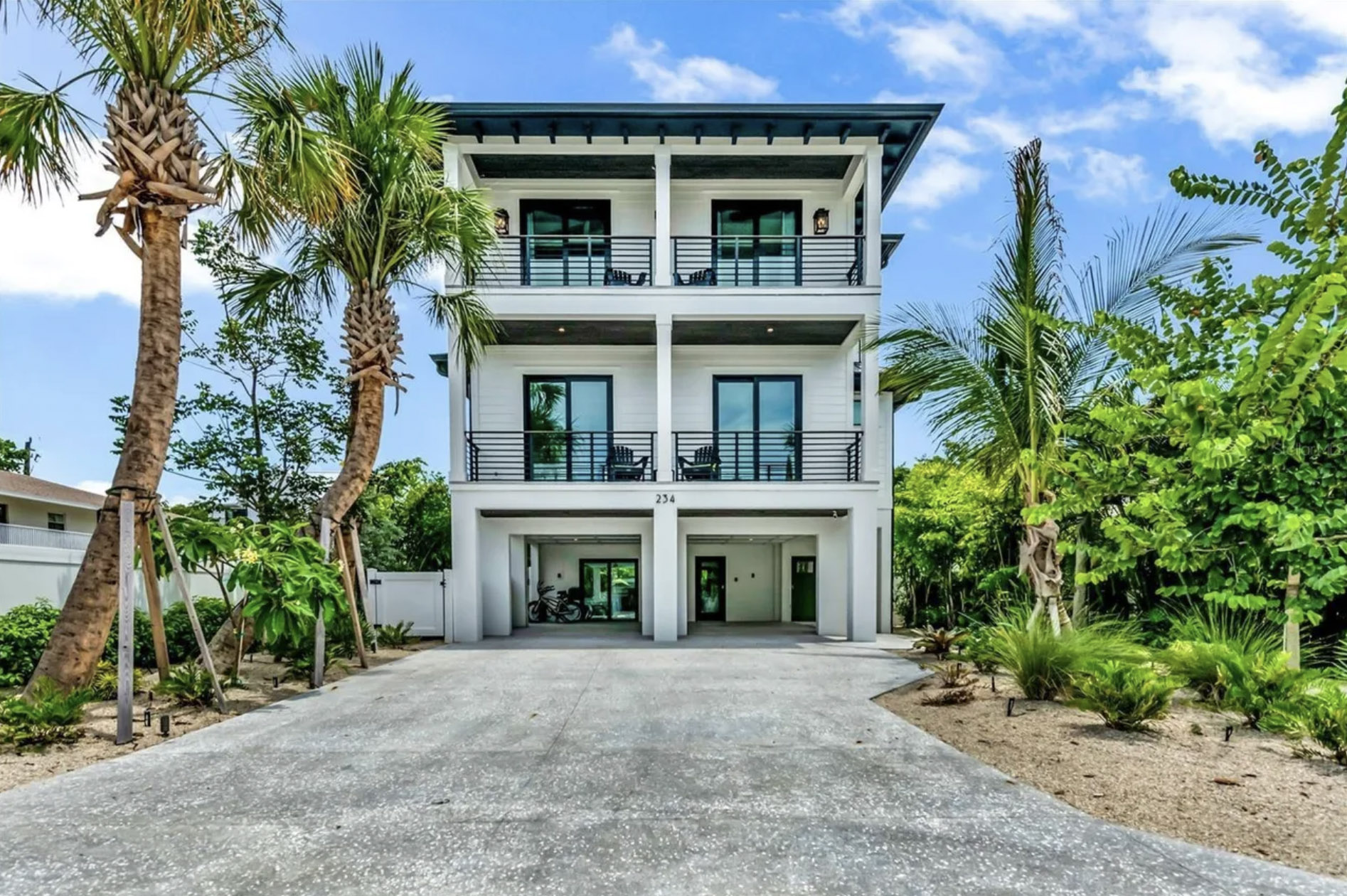 234 Grant Dr, Lido Key