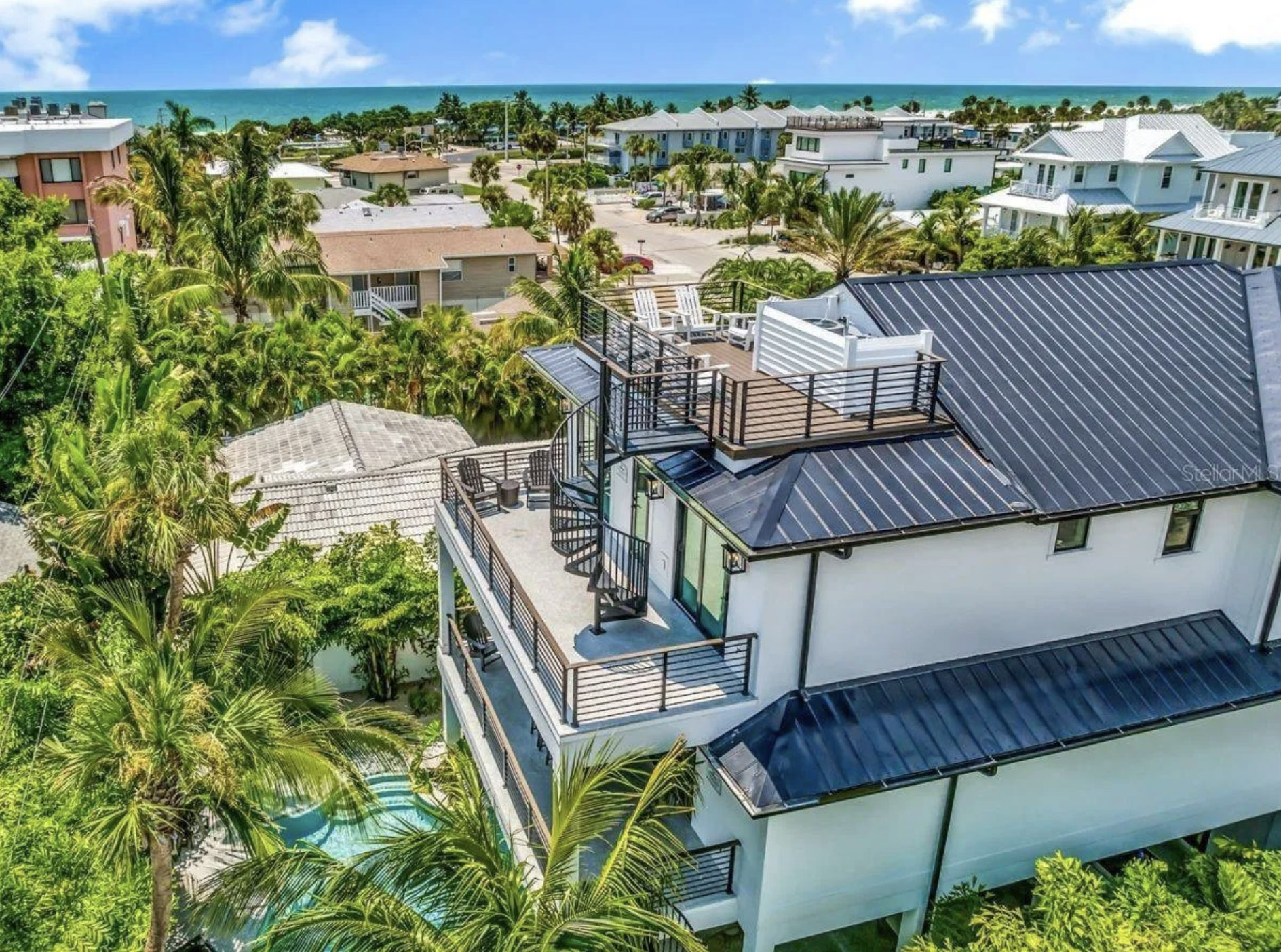 234 Grant Dr, Lido Key