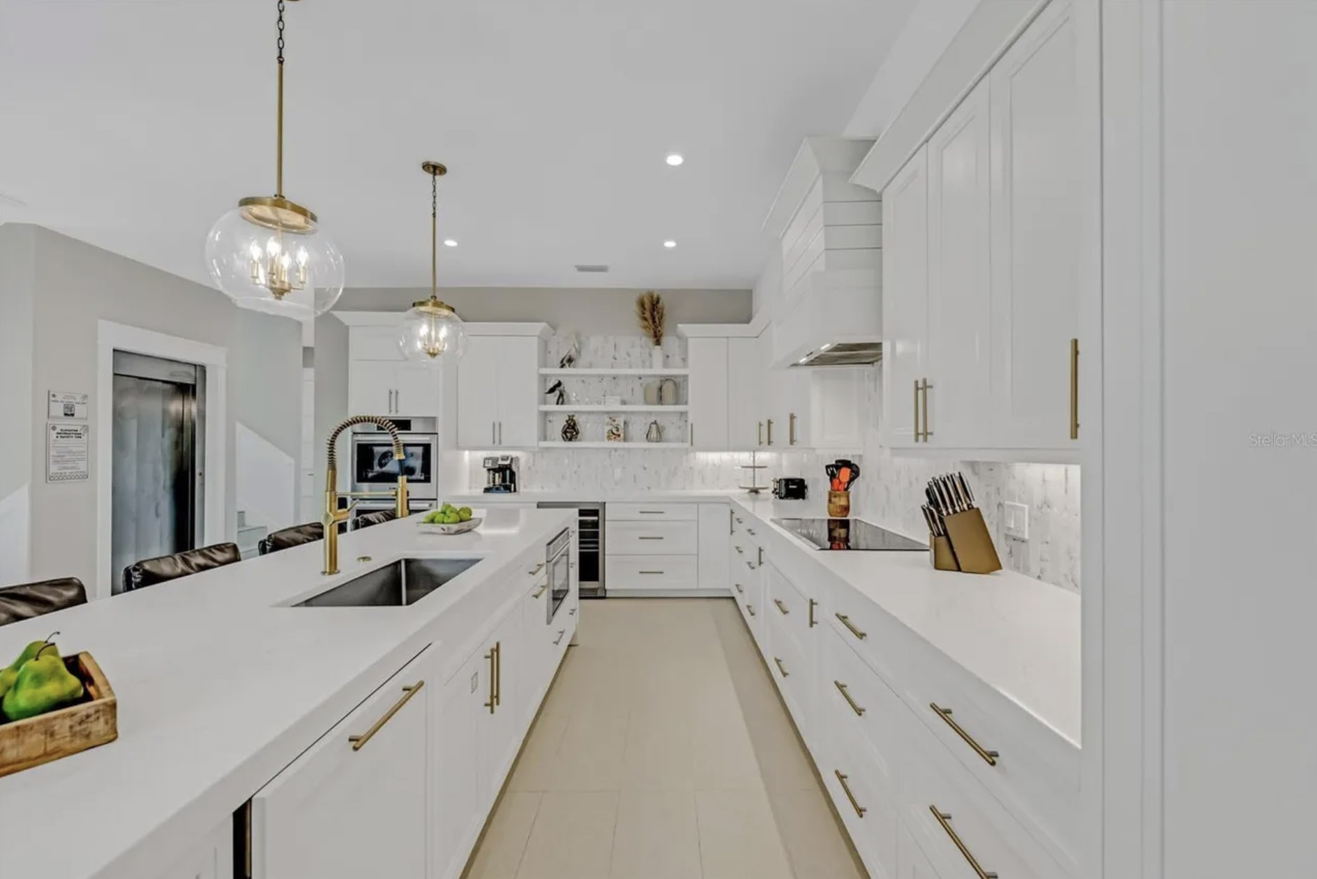 234 Grant Dr, Lido Key