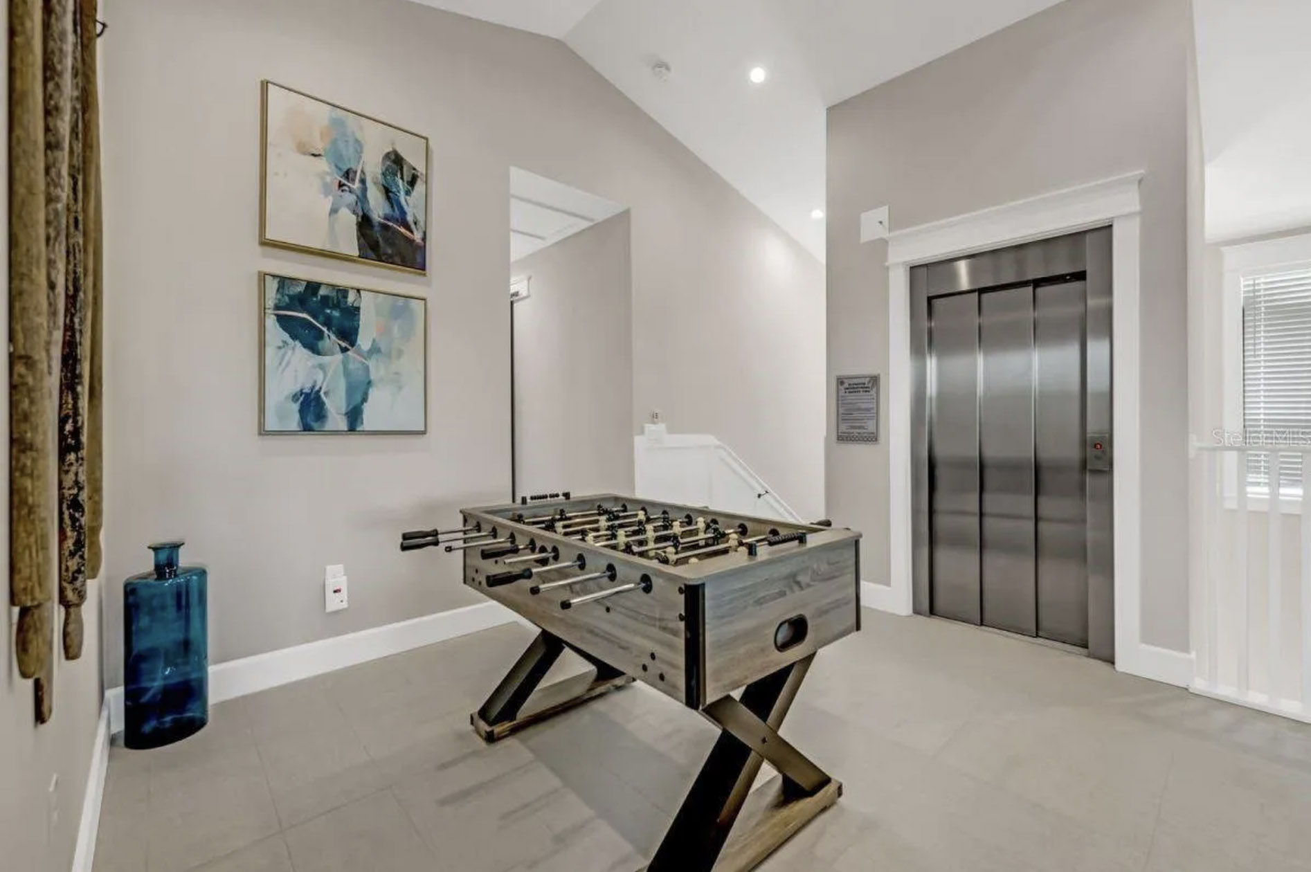 234 Grant Dr, Lido Key