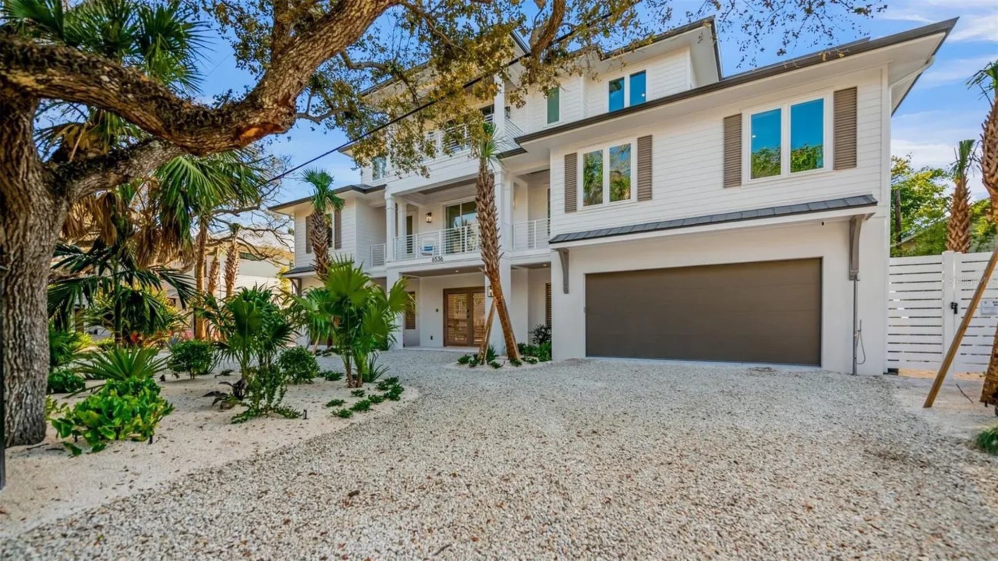 6536 Peacock Rd