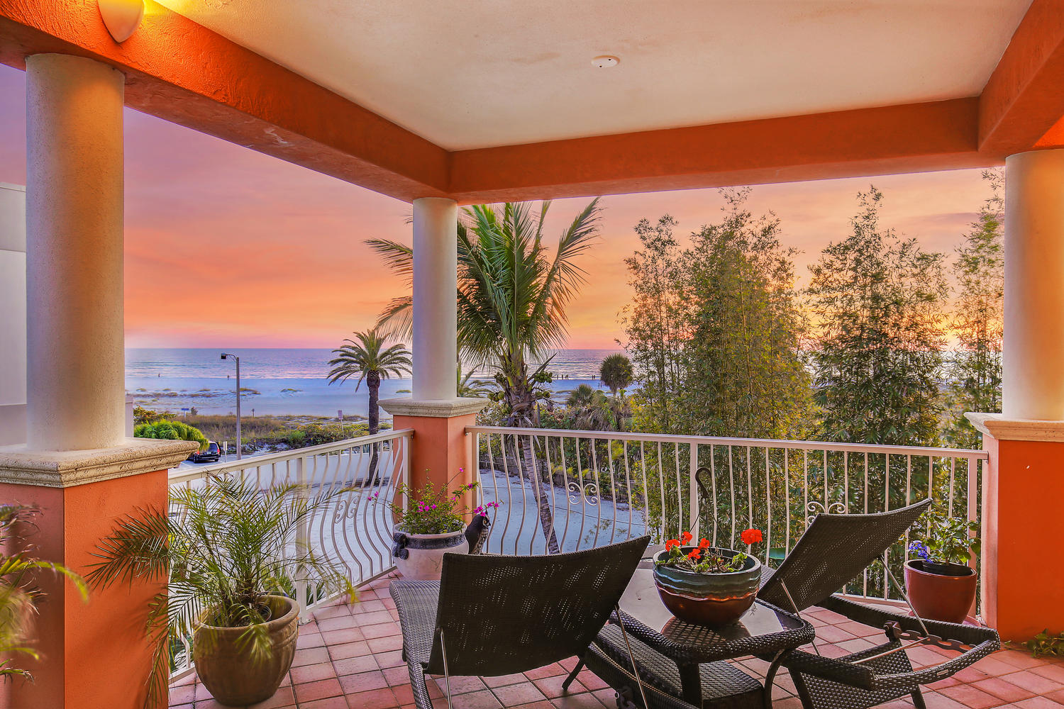Sarasota luxury home 166 Bryant Drive listing