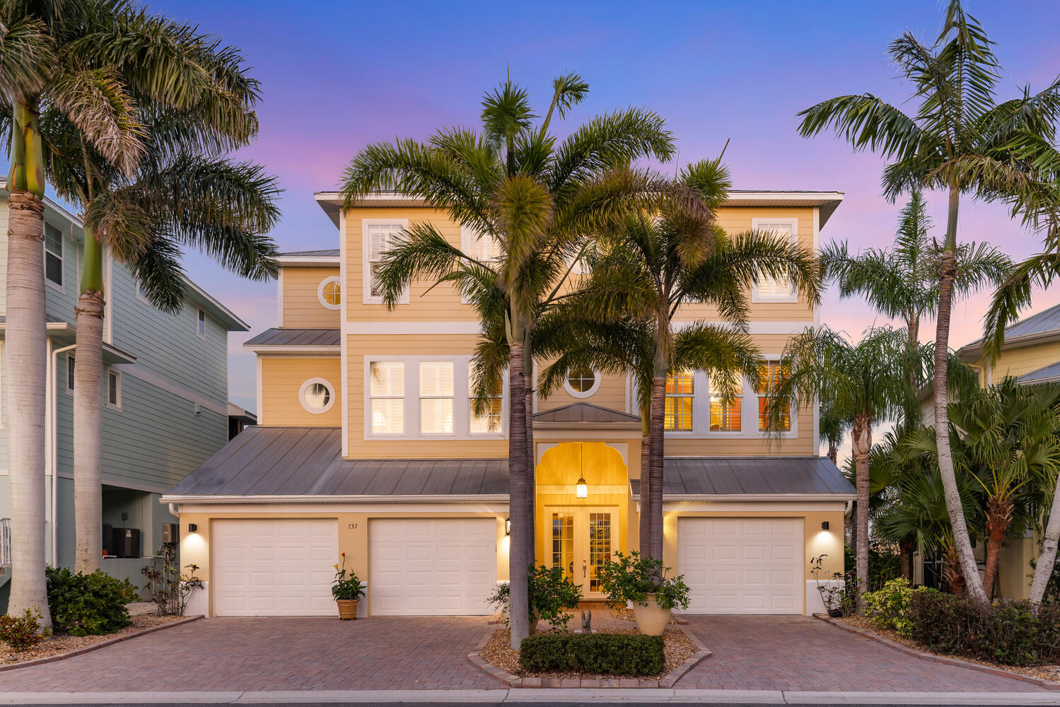 Sarasota luxury waterfront home previously represented by Brian Loebker