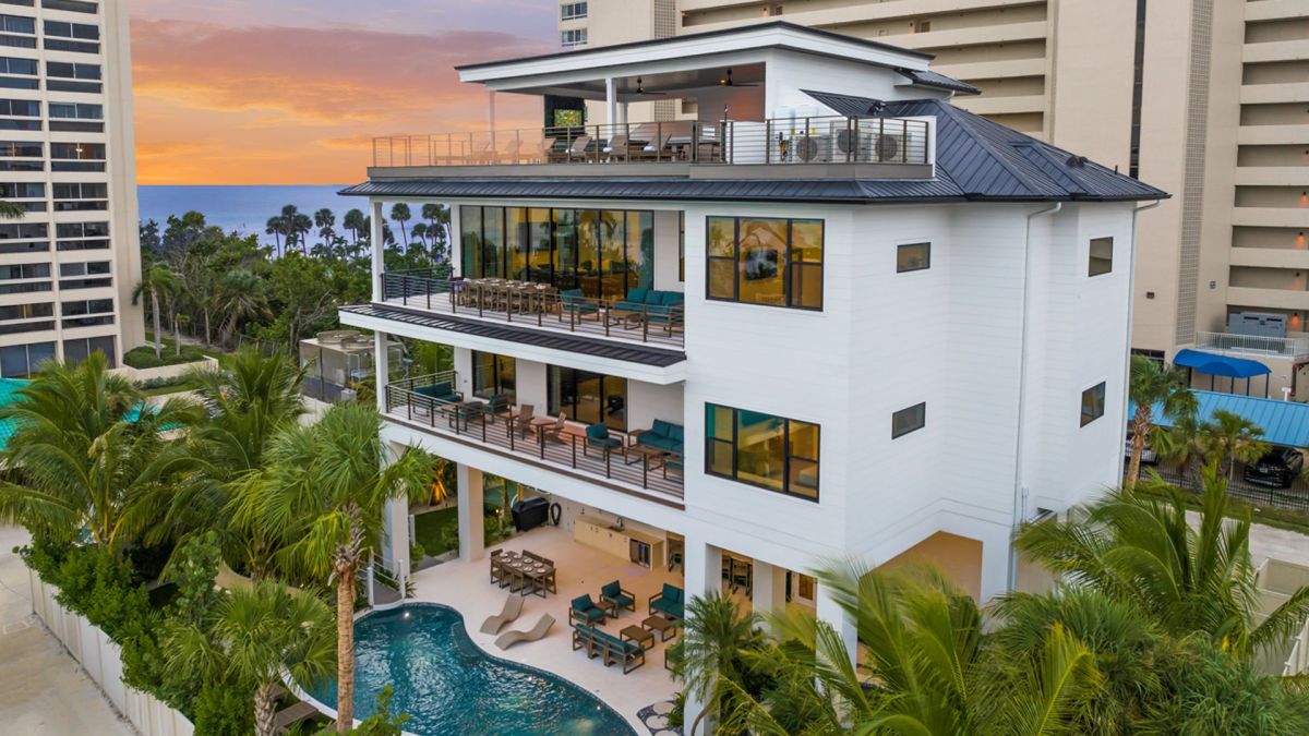 Siesta Key luxury home represented by Brian Loebker top luxury realtor Sarasota