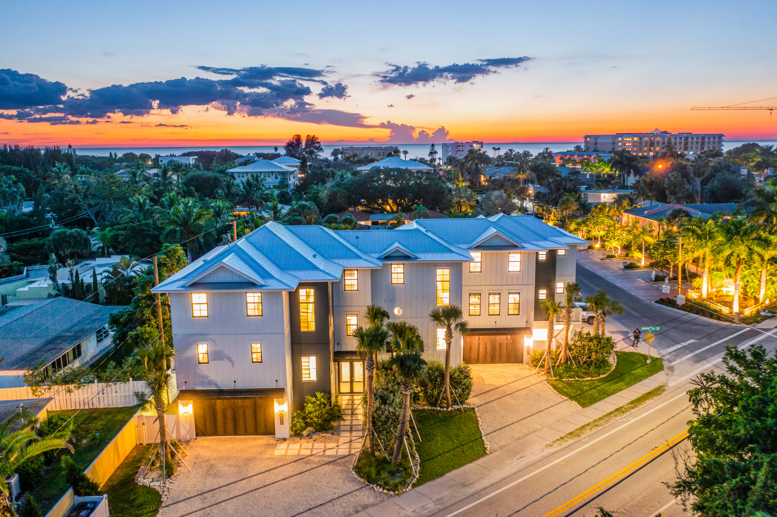 6910 Midnight Pass Rd Unit B