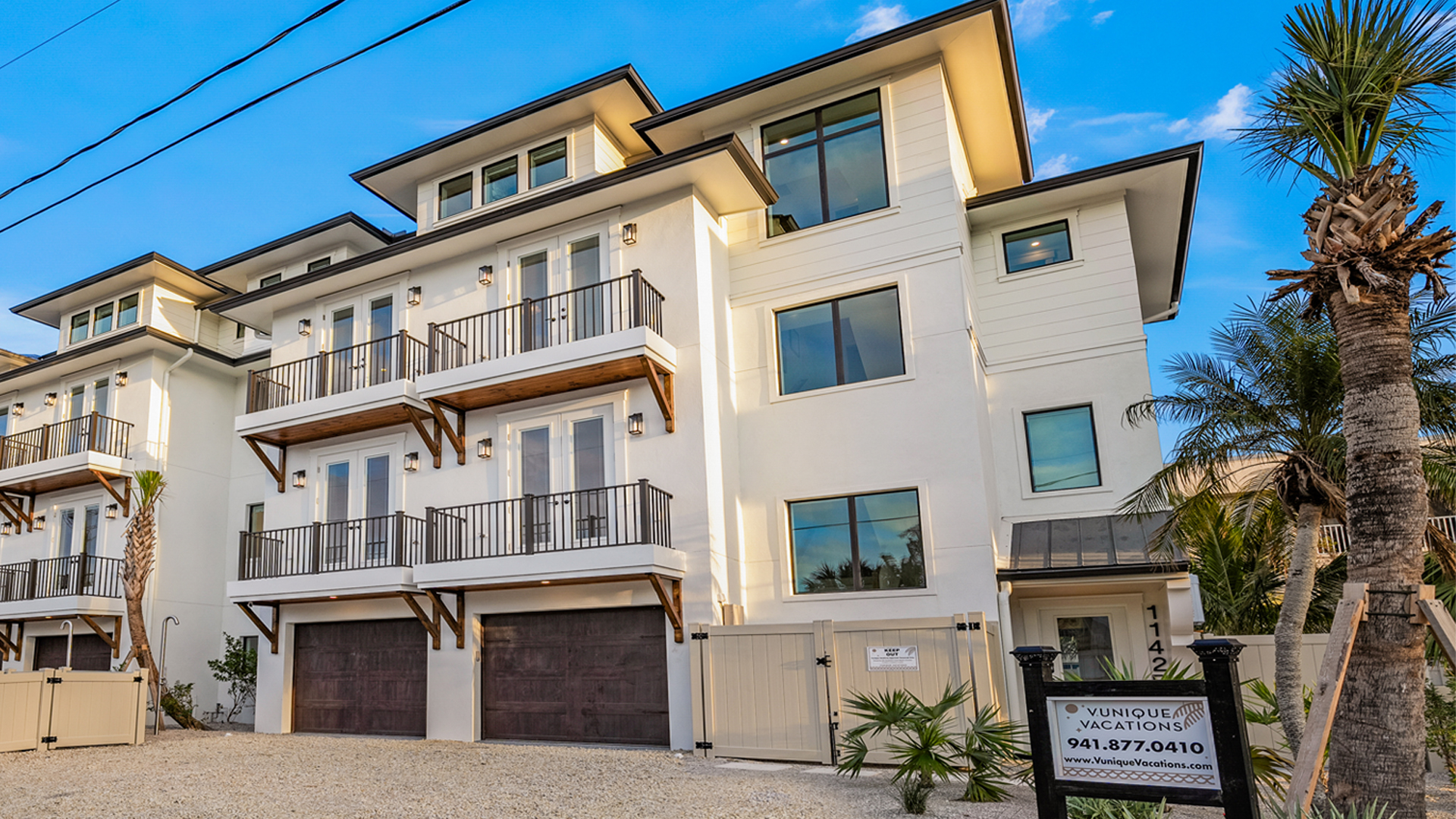 1142 Windsong Ln Unit B