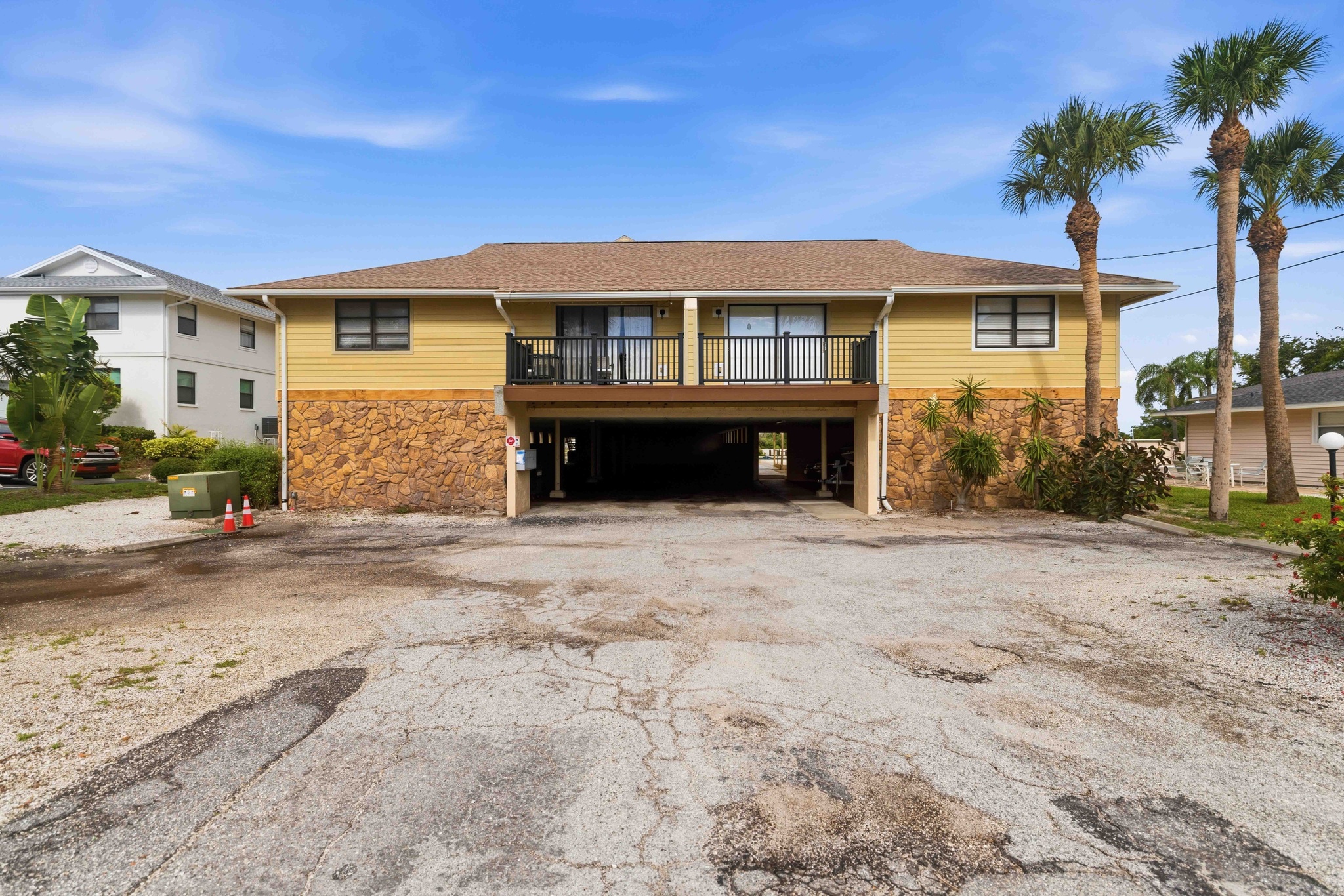 9034 Midnight Pass Road